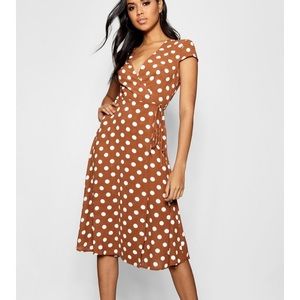 Super cute wrap dress 10 tan polka dot